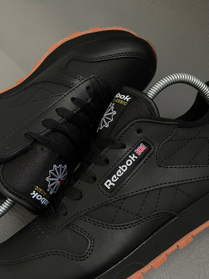 Rebook Classic