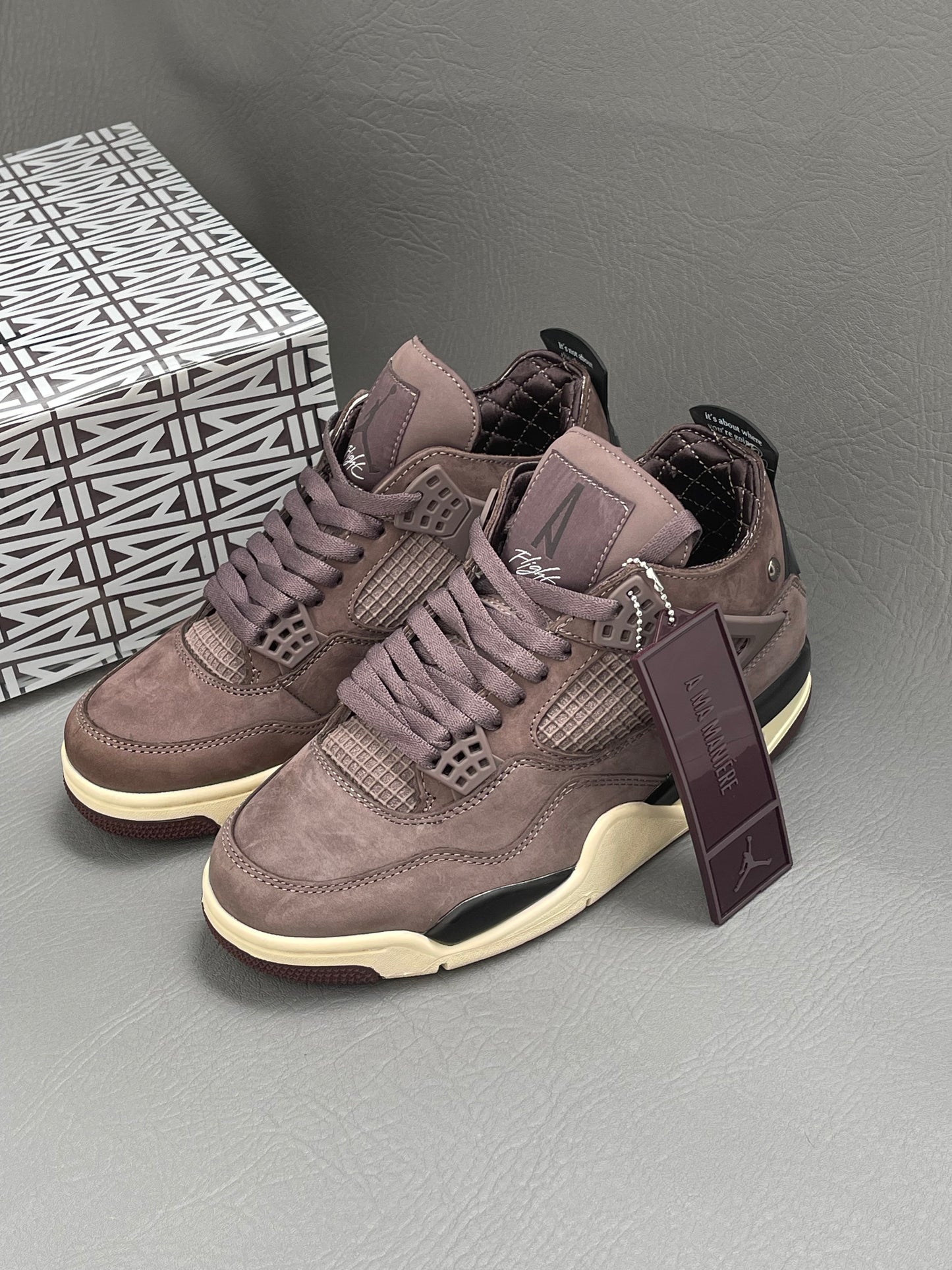 Air Jordan 4 x A Ma Maniére “Violet Ore”