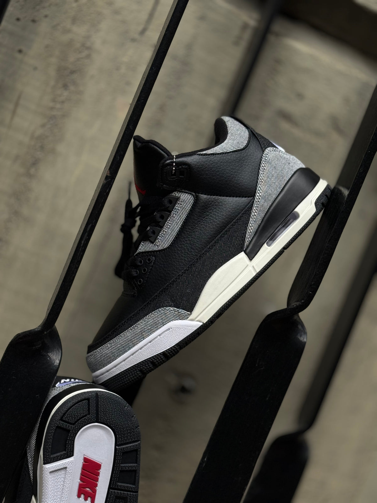 Air Jordan Retro 3 x Levis