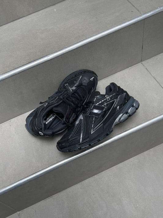 New Balance 1906R Black