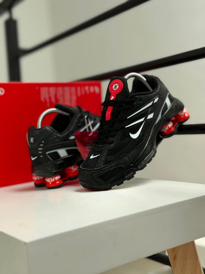 NIKE SHOX X SUPREME