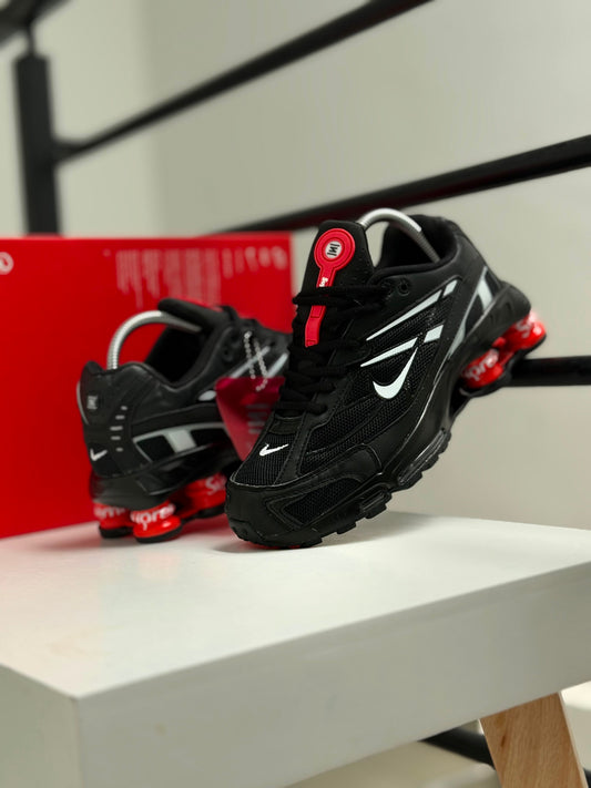 NIKE SHOX X SUPREME