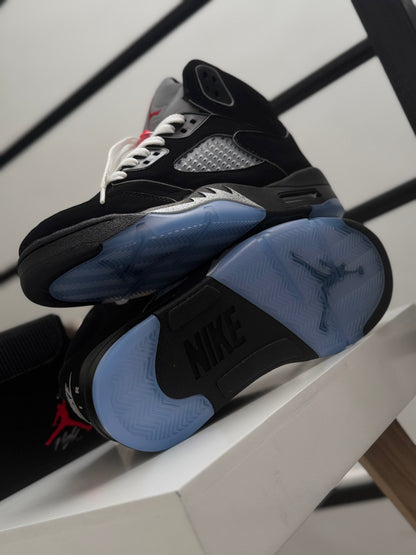 Air Jordan Retro 5 "METALLIC SILVER"