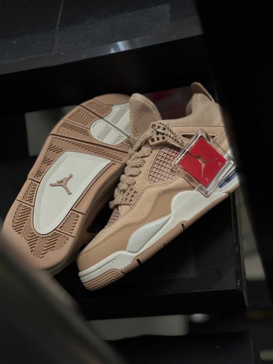 Air Jordan Retro 4 “COZY GIRL”