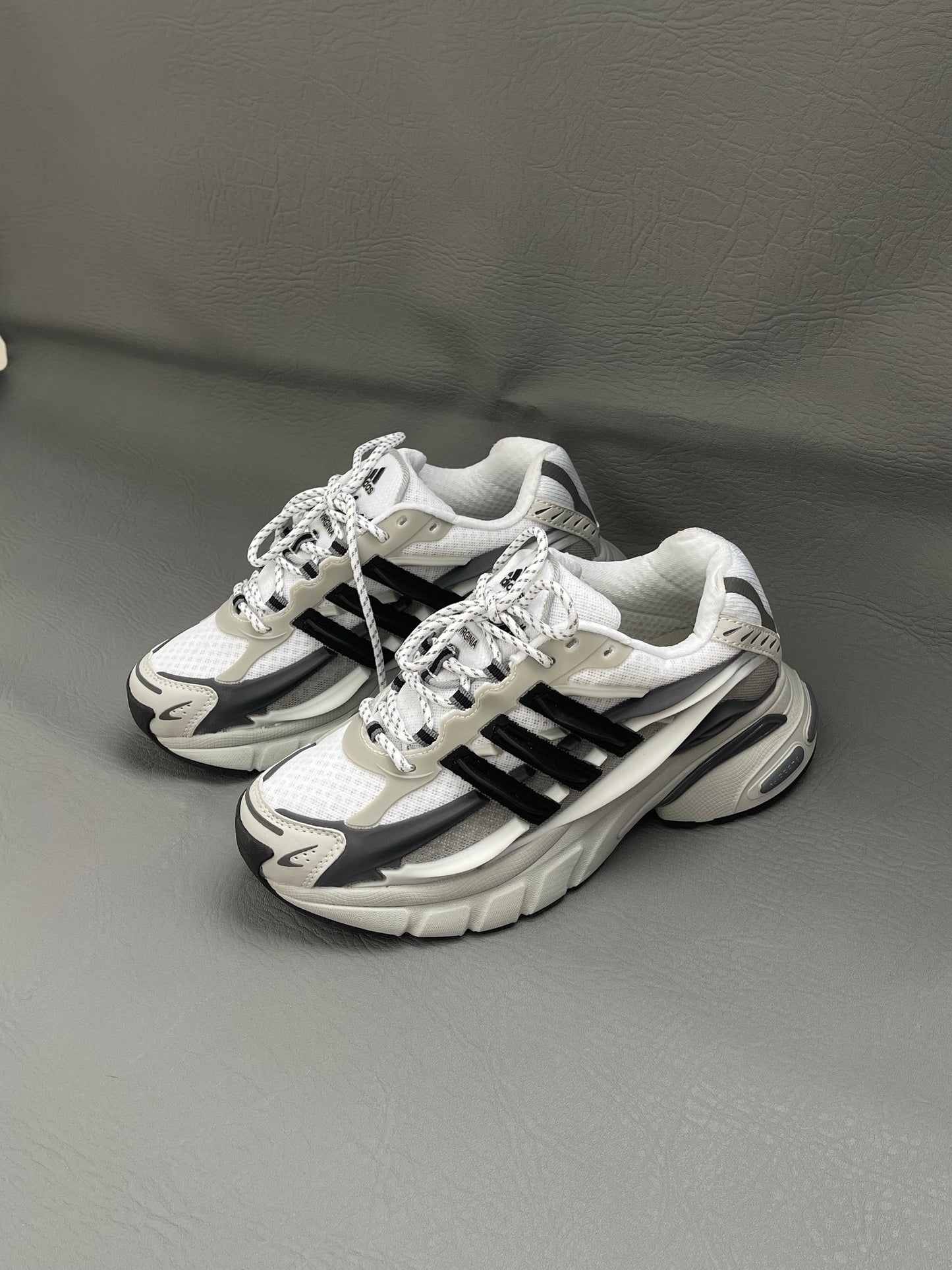 Adidas JellyFish PHAREELL WILIAMS