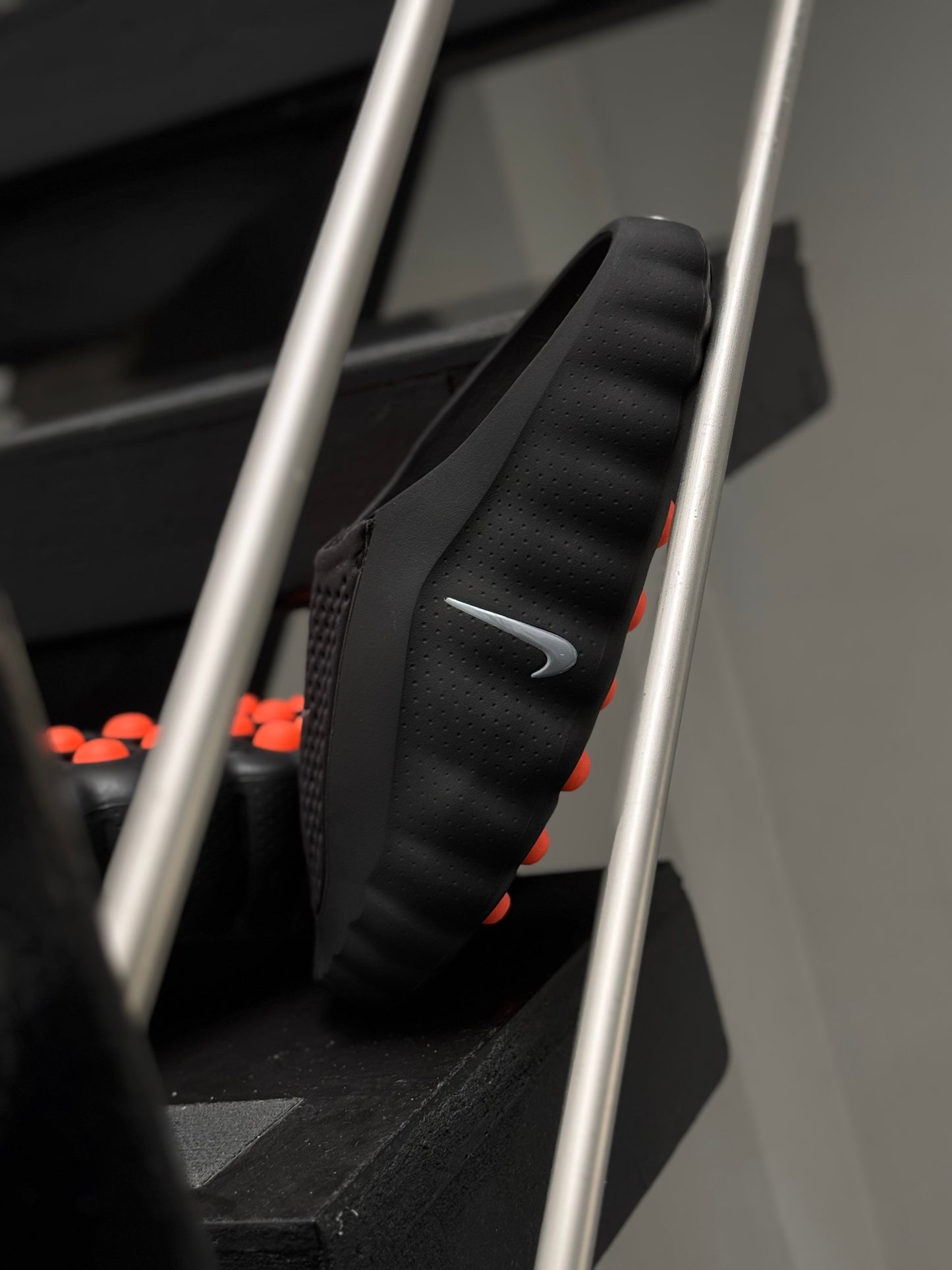 NIKE MIND 001