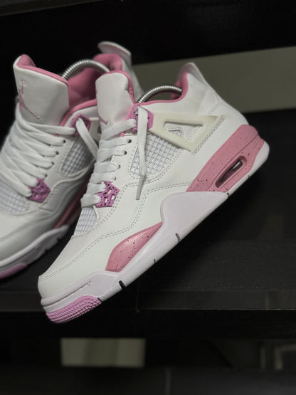 Air Jordan Retro 4 “PINK OREO”