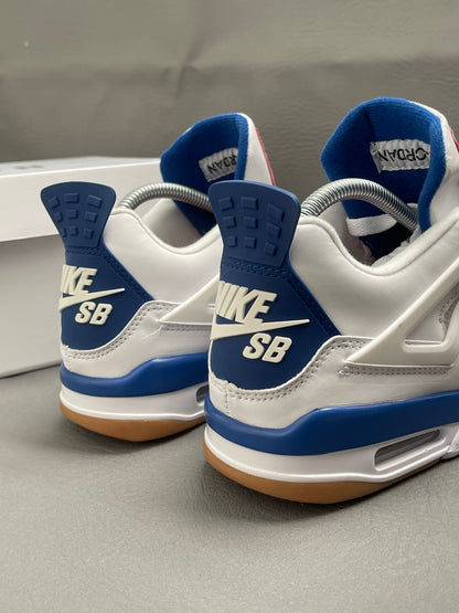Jordan Retro 4 SB NAVY