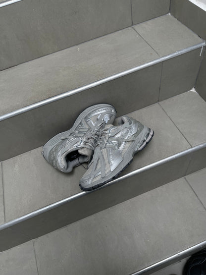 New Balance 1906R Grey
