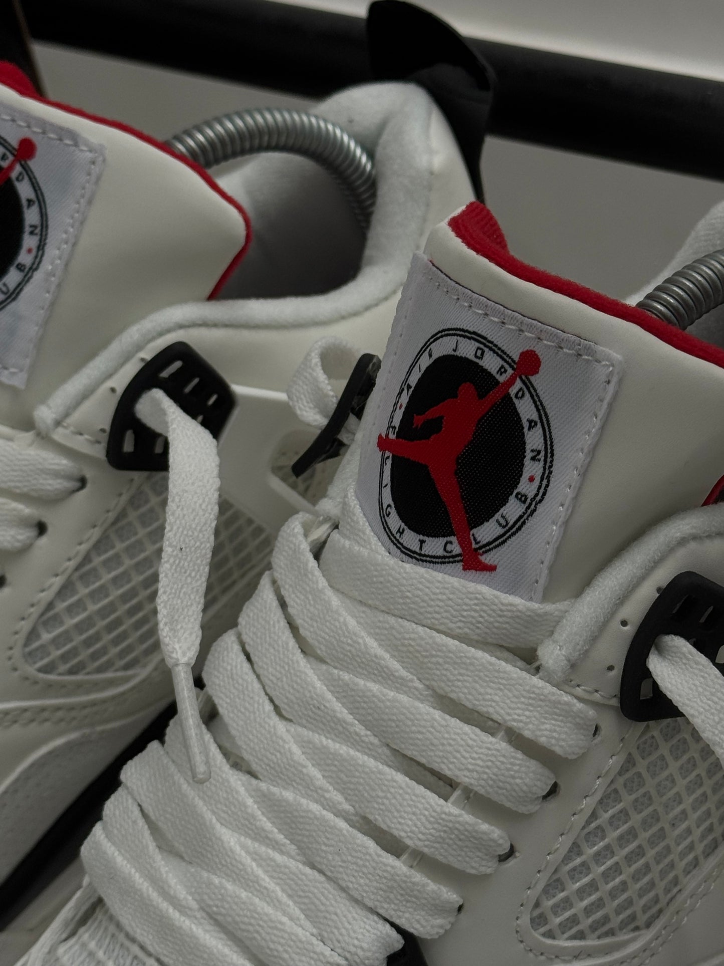 Air Jordan Retro 4 “ FLIGH CLUB ”