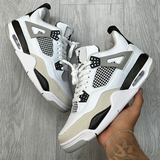 Air Jordan Retro 4 'Black Military' (1.1)