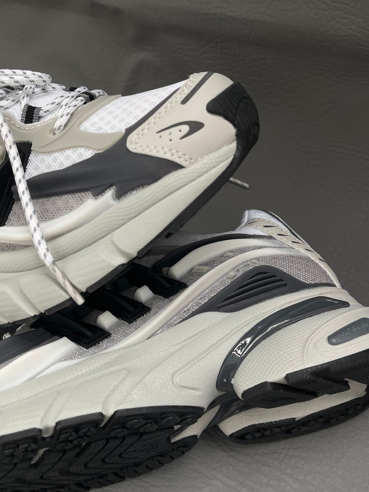 Adidas JellyFish PHAREELL WILIAMS