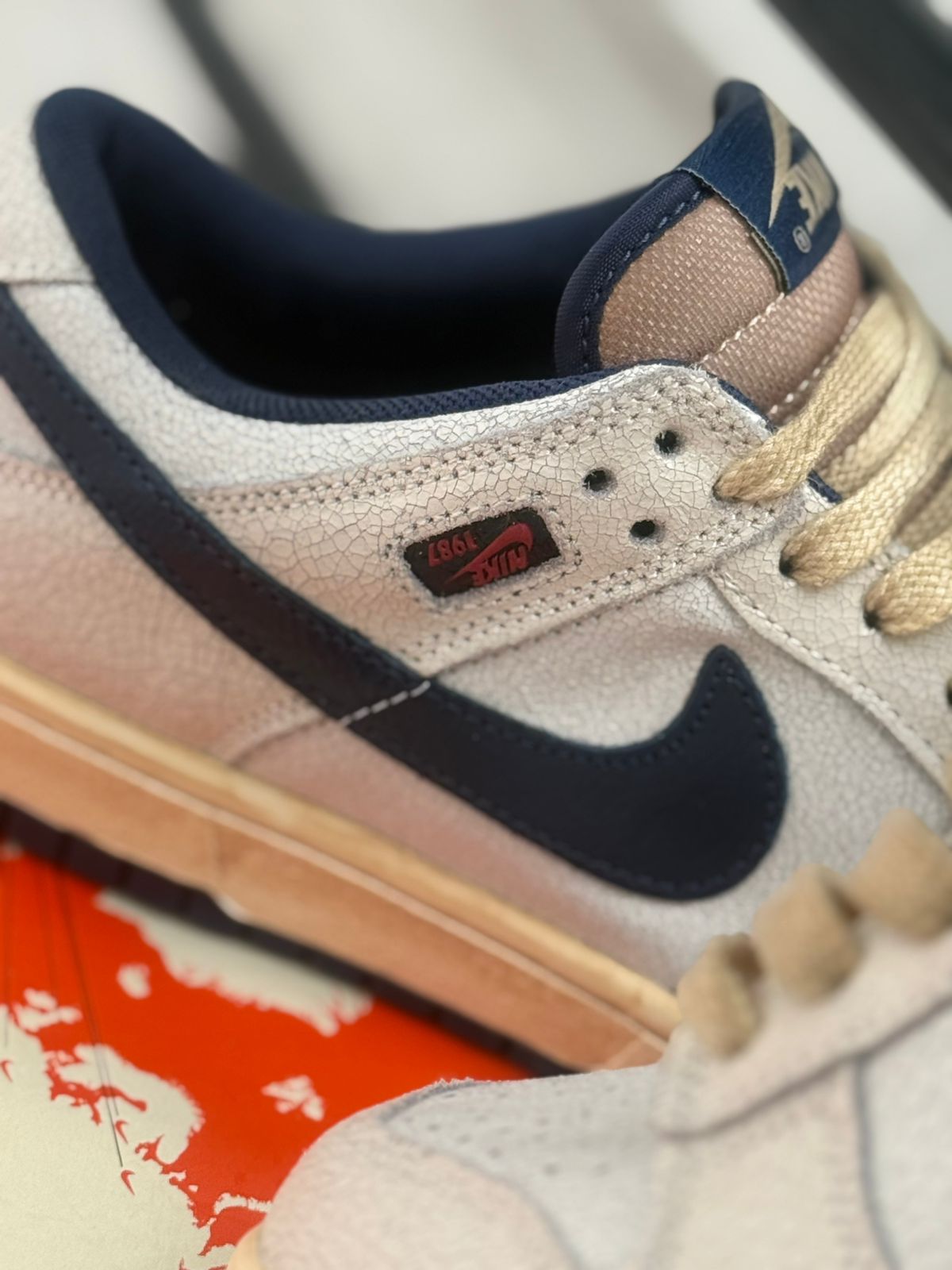 NIKE SB X STRANGER THINGS