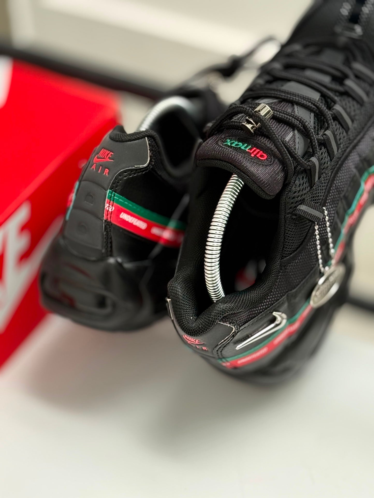AIR MAX TN X UNDEFEATED