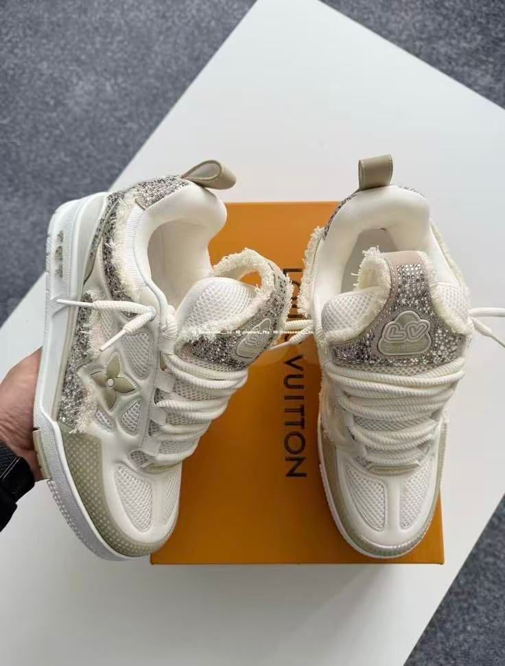 LV Skate Sharosky